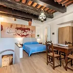 Landhaus Antiche Dimore Del Vescovado Siena